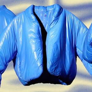 YZY GAP PUFFER JACKET BLUE SOLD OUT SIZE LARGE BRAND NEW AUTHENTIC